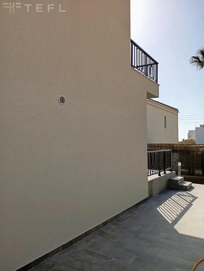 3-bedroom detached villa to rent 