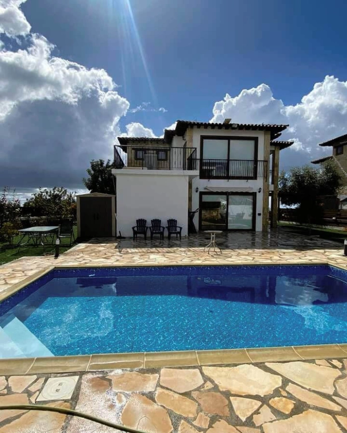 obj-1068 Cozy four bedroom detached house with swimming pool in Souni-Zanakia Limassol