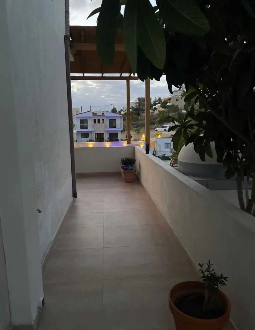 2-bedroom villa to rent obj-068 Rent Villas in Paphos
